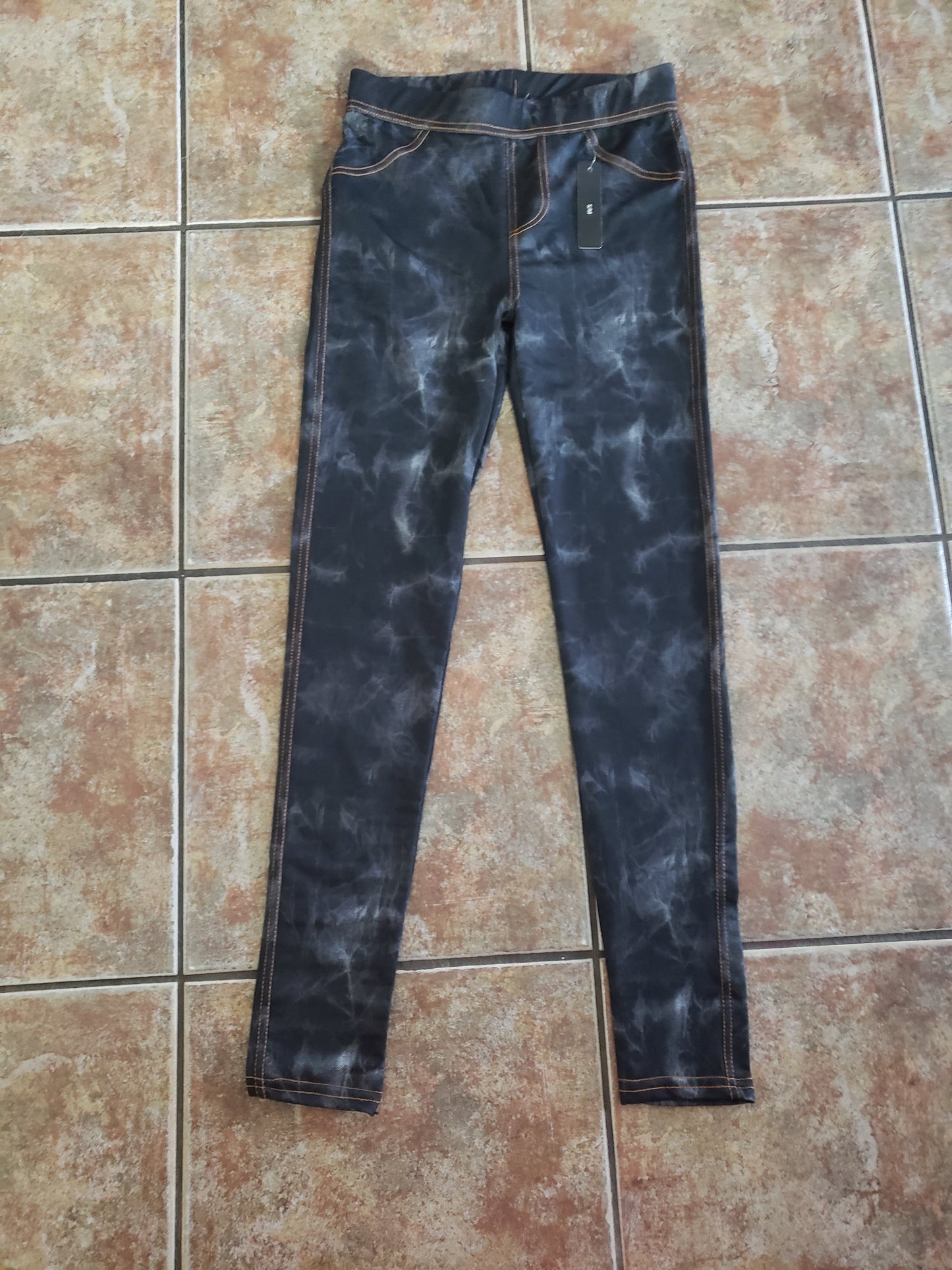 Dark Stonewash Luxuriously Soft Leggings for Women (Size-One Size)