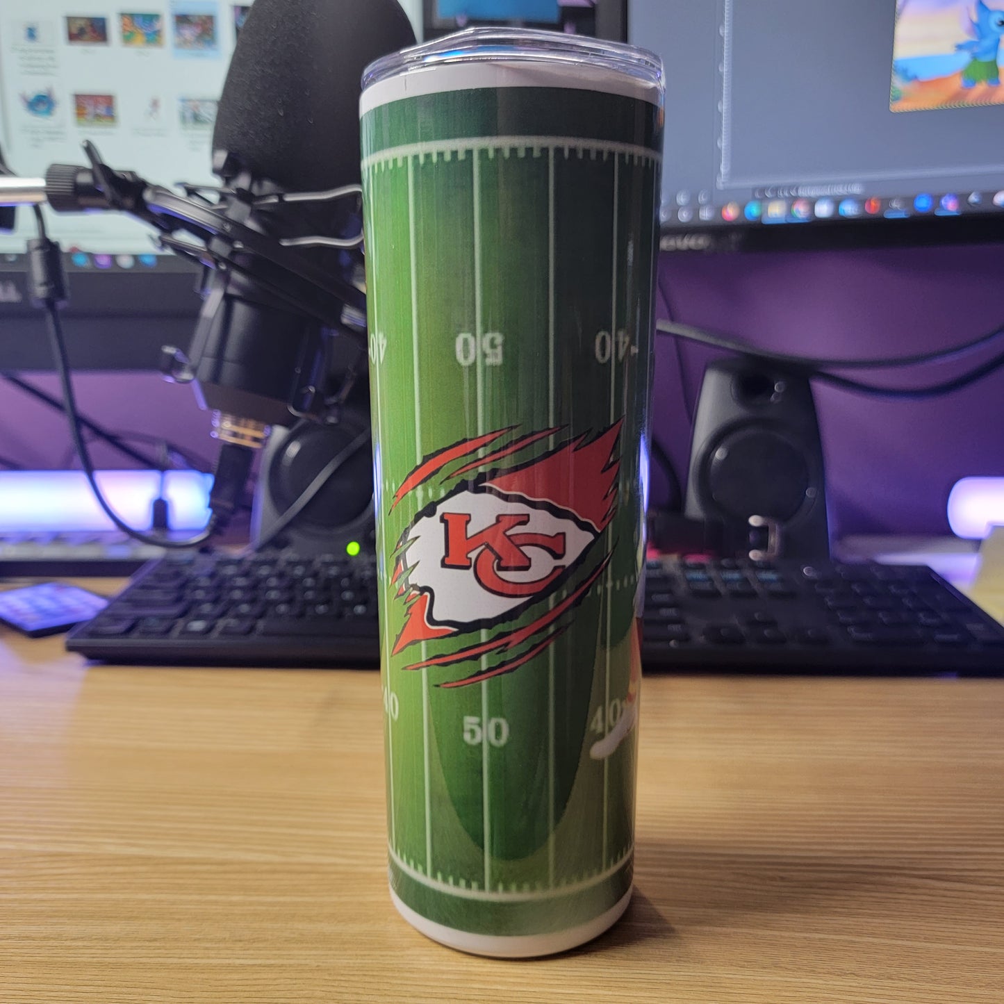 Custom made 20oz drink tumblers