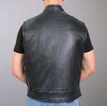 Load image into Gallery viewer, &#39;Don&#39;t Tread On Me&#39; Motorcycle Club Style Conceal And Carry Leather Biker Vest